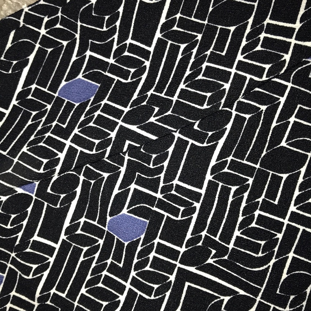 LulaRoe skirt, Size Small - Picture 2 of 3